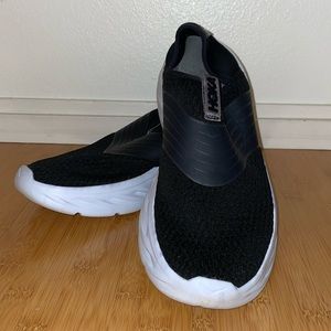 Hoka One One Men’s size 13 Slip on